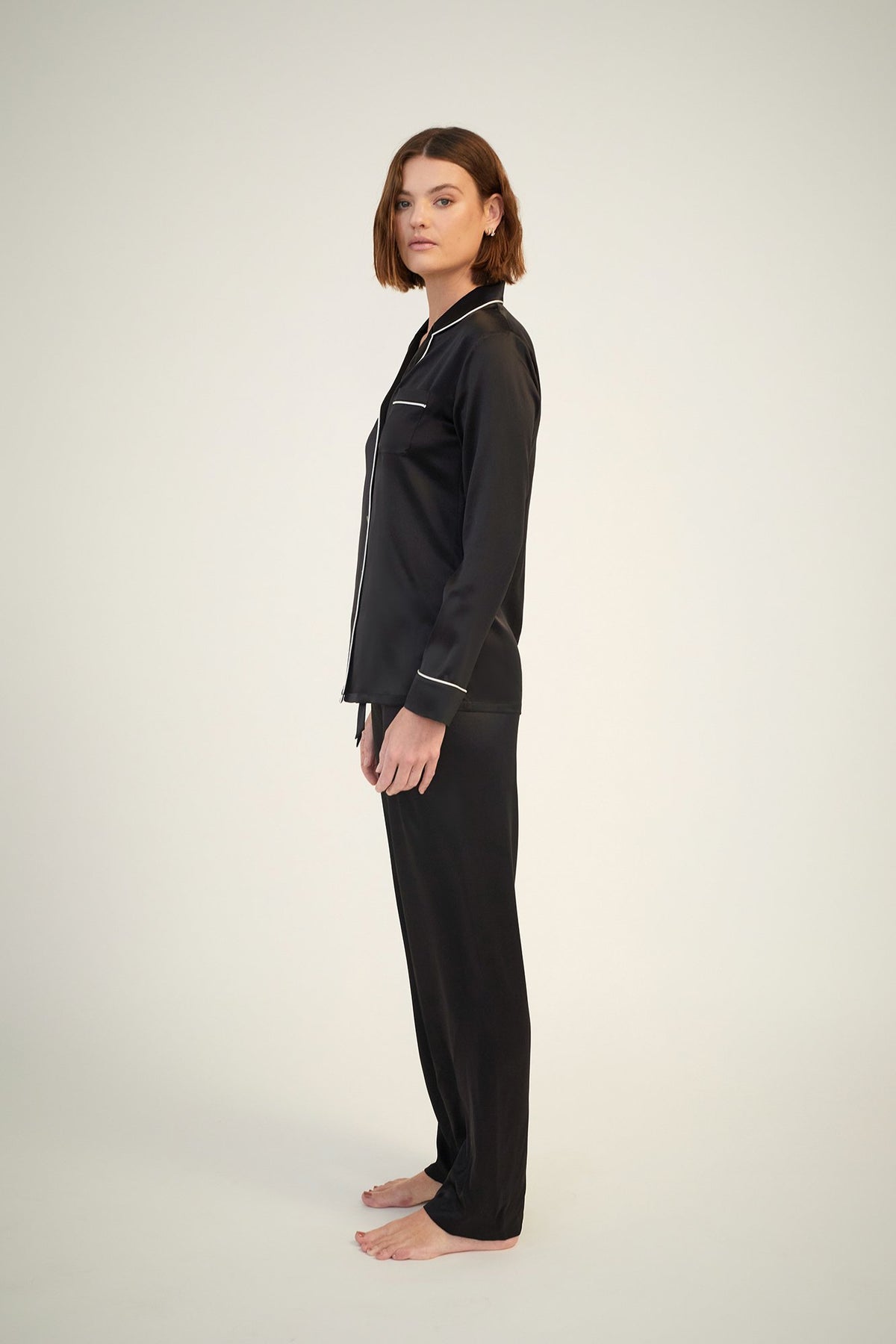 GINIA Silk Pajama With Contrast Piping - Black