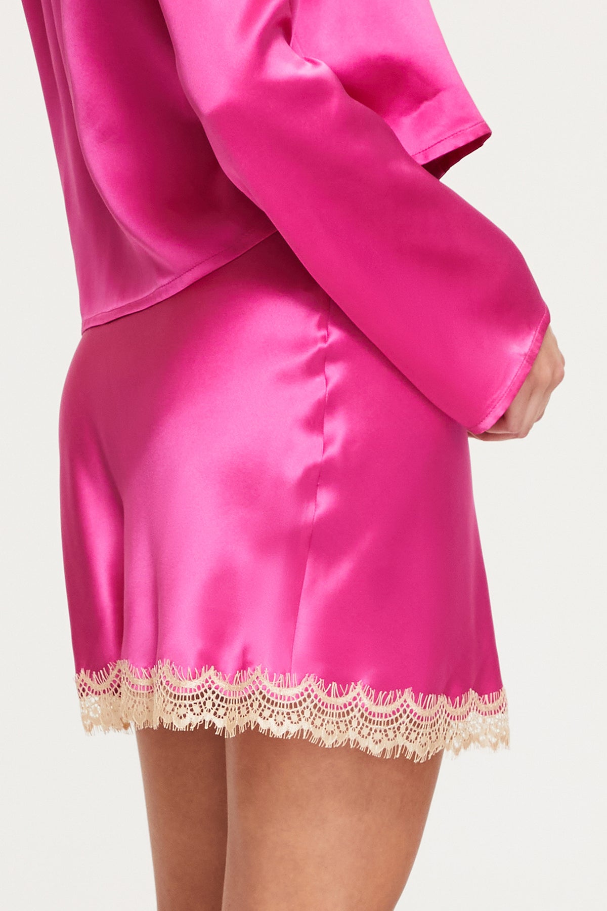 GINIA Naomi Lace Mini Skirt in Fuchsia